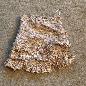 Floral ruffle skirt size medium